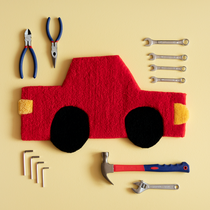 La voiture rouge - Maison Moche x Dün